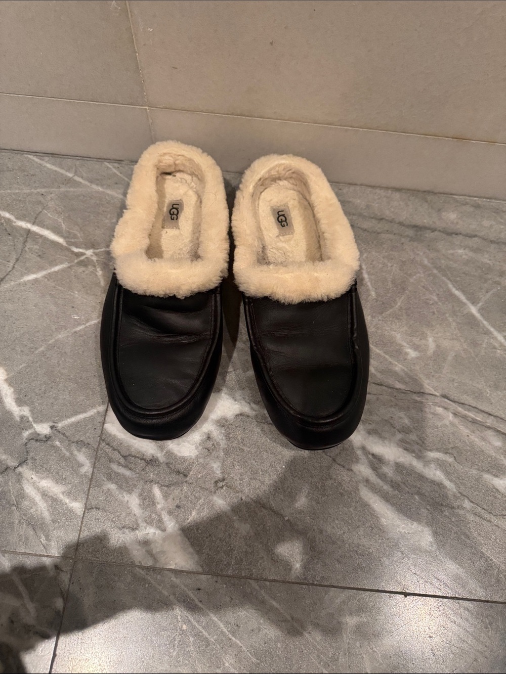 Ugg leather Ansley mules